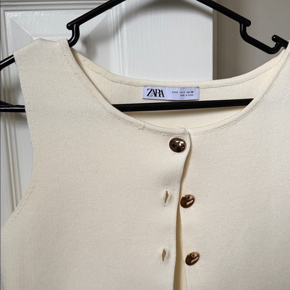 Zara Structured Button Front Vest Top in Cream/Ivory - Picture 2 of 3